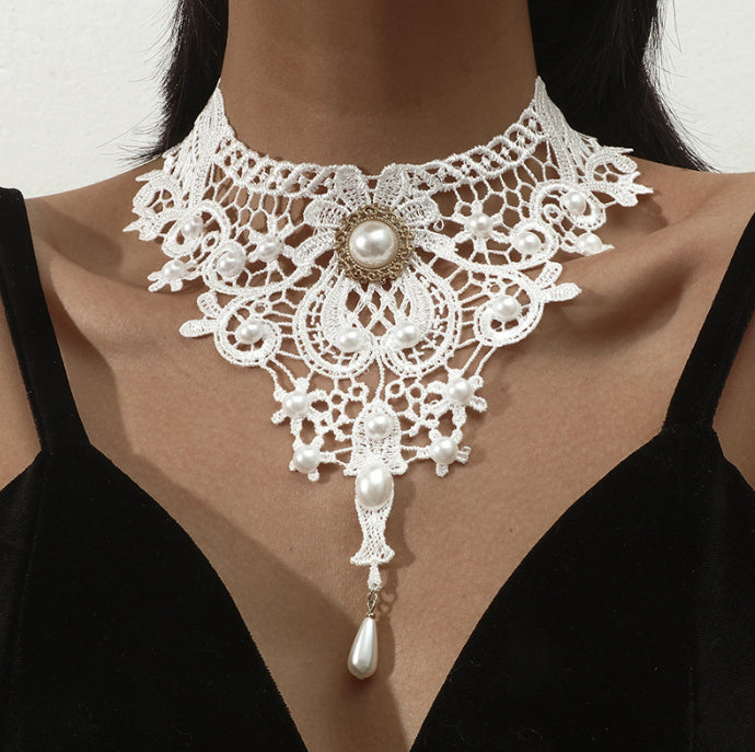 Necklace 76